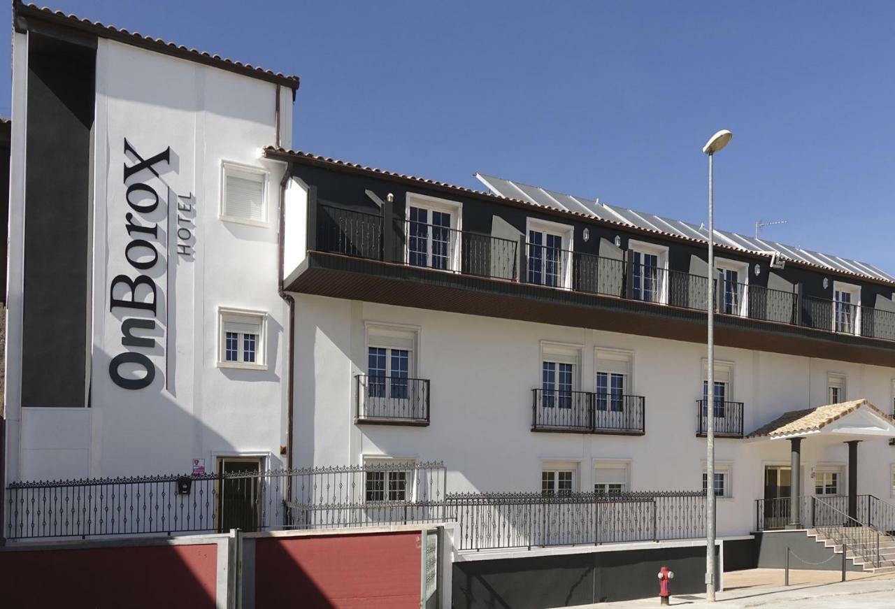 Hotel On Borox 外观 照片